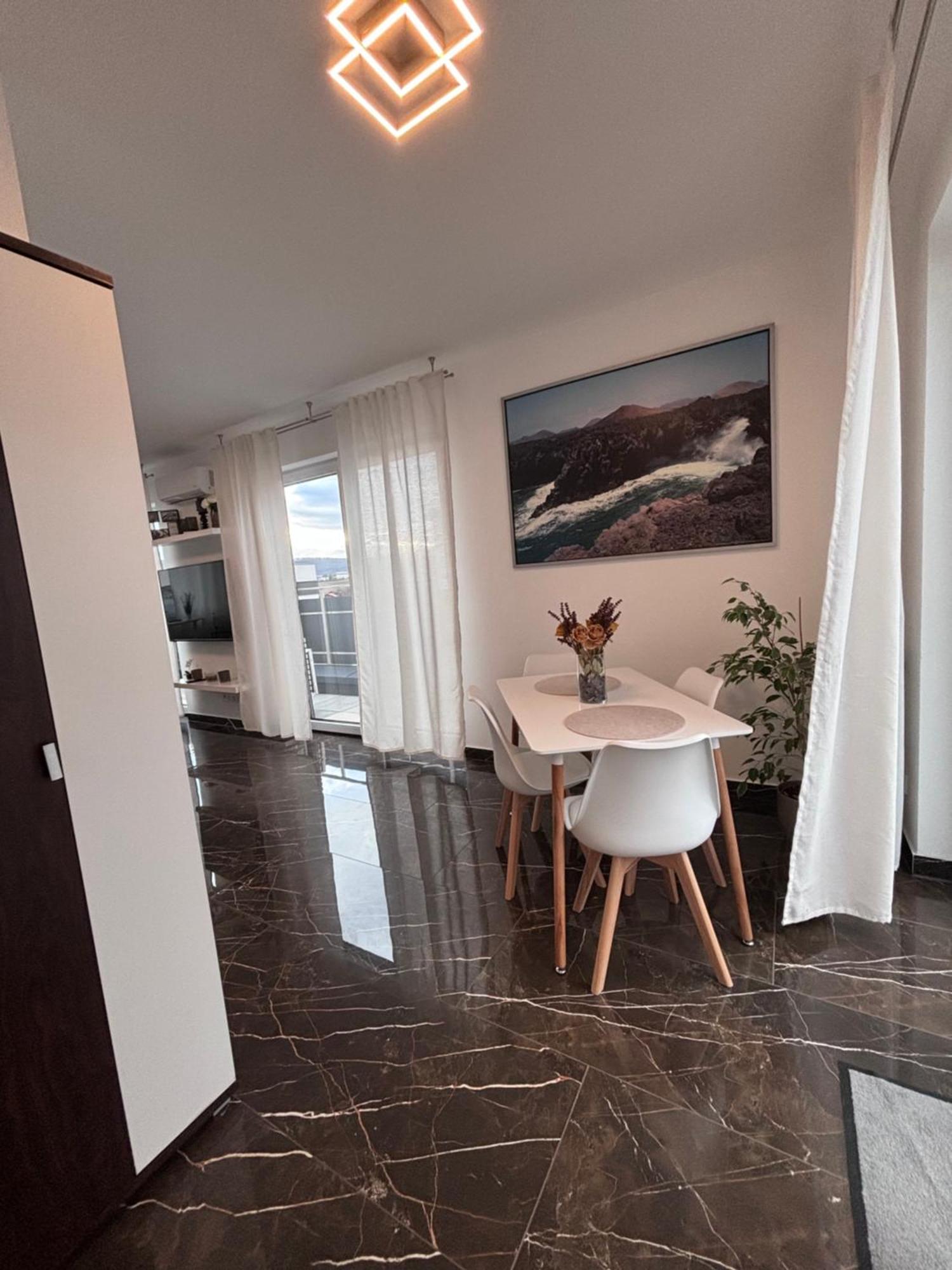Ferienwohnung-Weinstadt Exterior foto